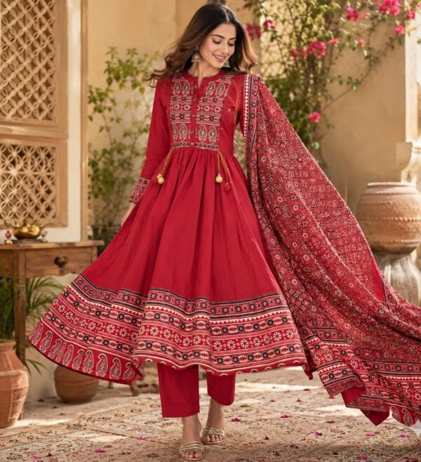 red suit set
