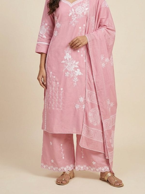 vich (saanch) pink (garment view)